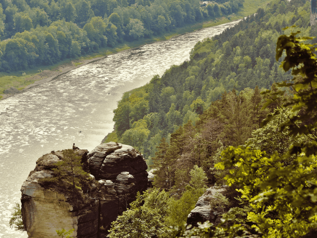 Die Elbe im Elbsandsteingebirge